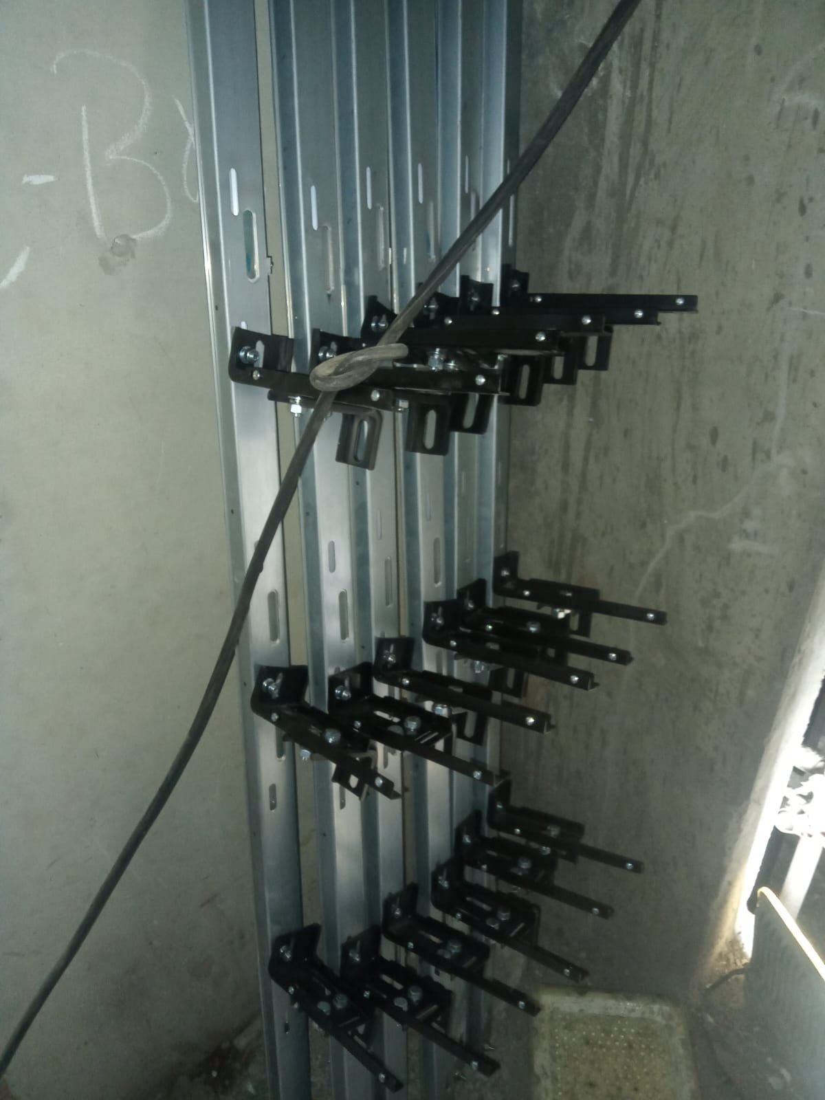 Shaft strut channels and mounting brackets